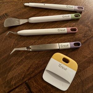 Cricut Crafting Tool Set with White Handles.